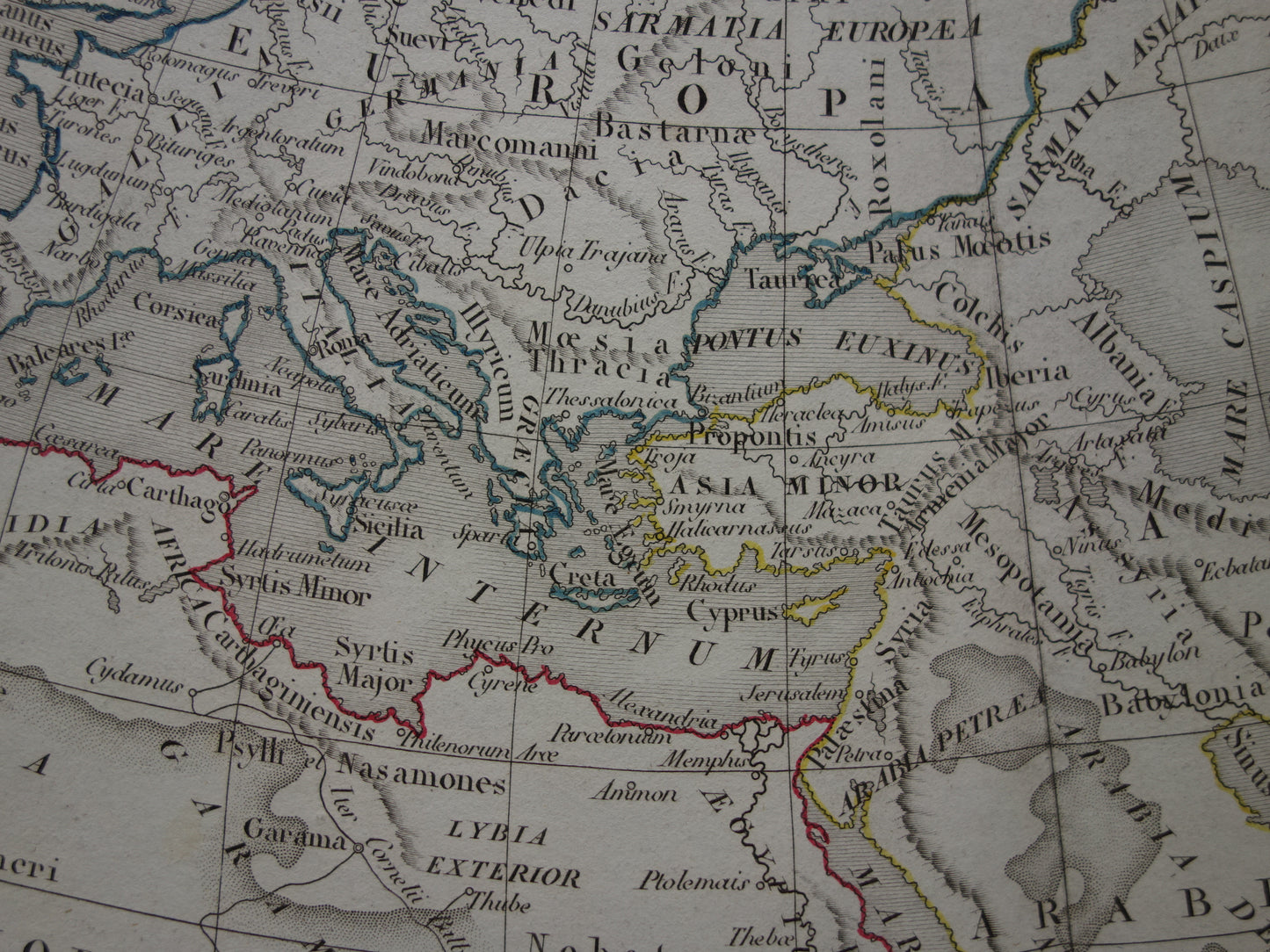 Ptolemaeus oude wereldkaart uit 1832 kaart van de klassieke wereld originele antieke handgekleurde landkaart met jaartal geschiedeniskaart