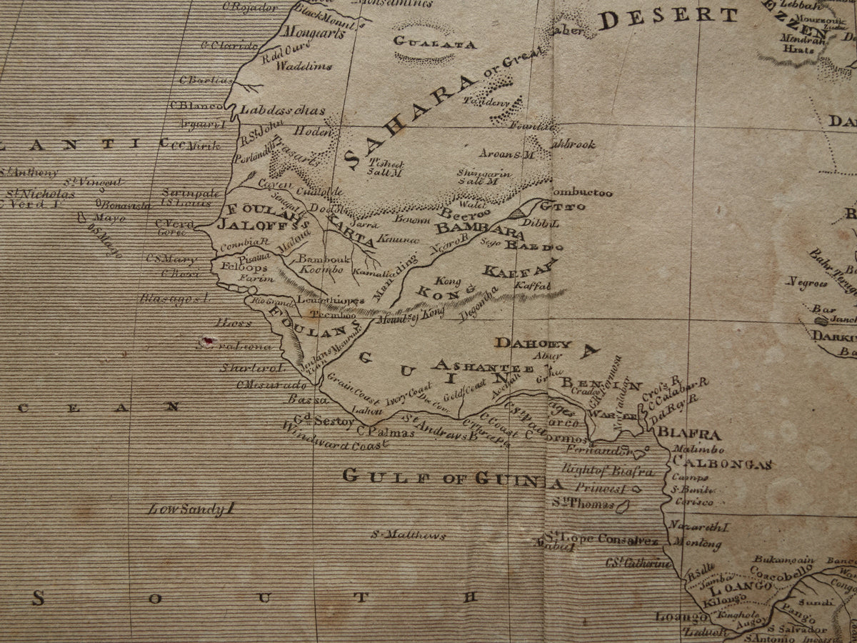 BESCHÄDIGT: Satz von 2 antiken Asien- und Afrikakarten aus dem Jahr 1812. Alte Karten der Kontinente Afrika und Asien.