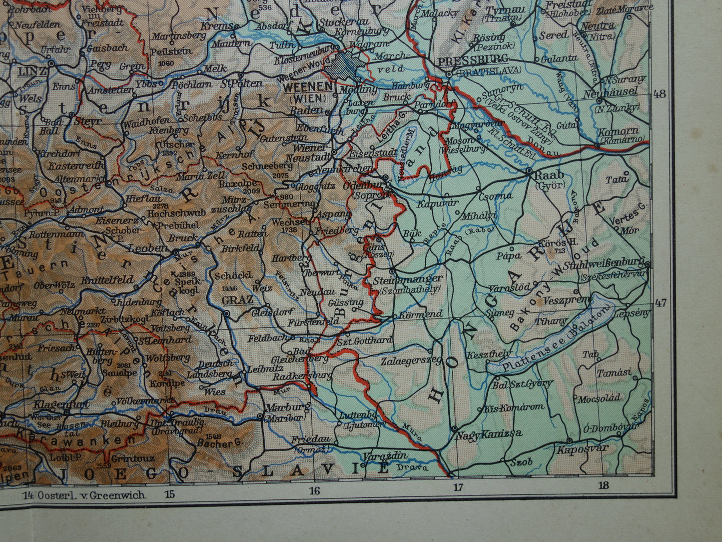 Oostenrijk en Tsjechië Oude kaart uit 1937 originele vintage Nederlanse landkaart hoogtekaart
