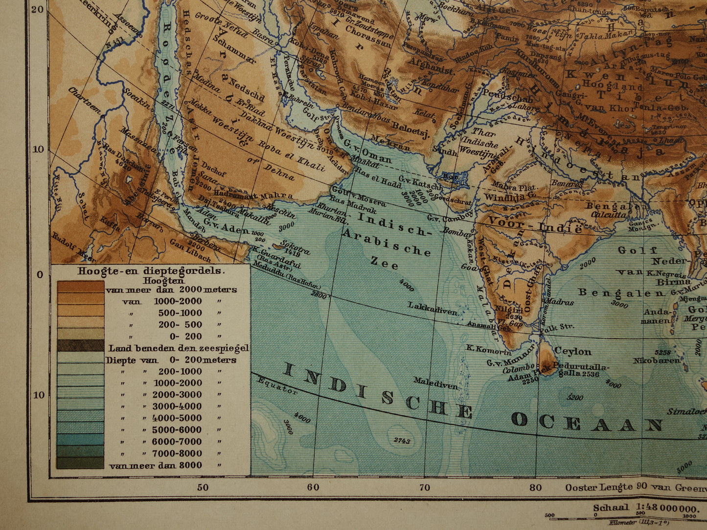 AZIË oude landkaart van continent Azië uit 1905 originele Nederlandse antieke kaart hoogtekaart bergen en rivieren