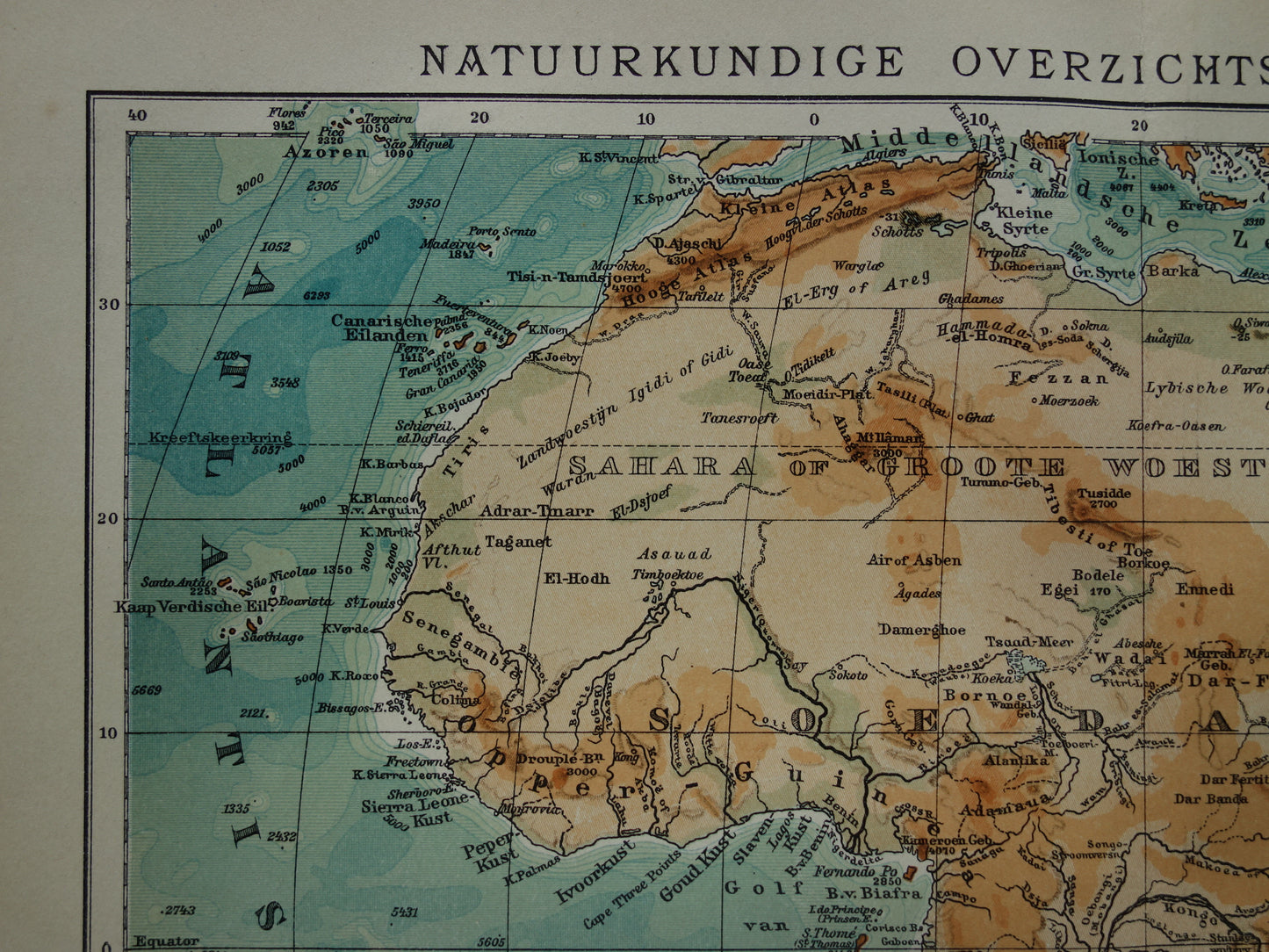 Oude natuurkundige kaart van Afrika uit 1914 originele vintage landkaart hoogtekaart van Afrika continent - oude Nederlandse kaarten