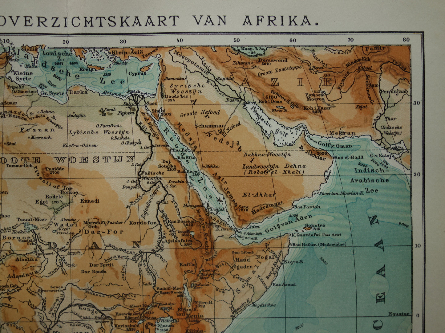 Oude natuurkundige kaart van Afrika uit 1914 originele vintage landkaart hoogtekaart van Afrika continent - oude Nederlandse kaarten