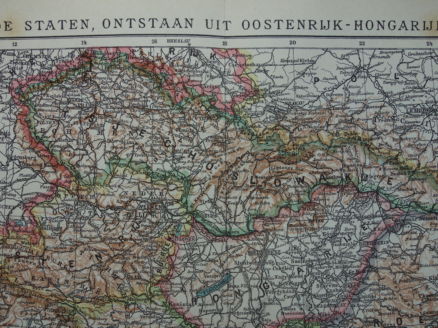 Oude kaart van de Balkan met Tsjechoslowakije Joegoslavië Hongarije Originele antieke Nederlandse landkaart van voormalig Oostenrijk-Hongarije uit 1921 vintage historische kaarten