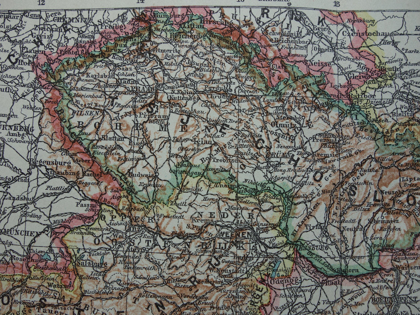 Oude kaart van de Balkan met Tsjechoslowakije Joegoslavië Hongarije Originele antieke Nederlandse landkaart van voormalig Oostenrijk-Hongarije uit 1921 vintage historische kaarten