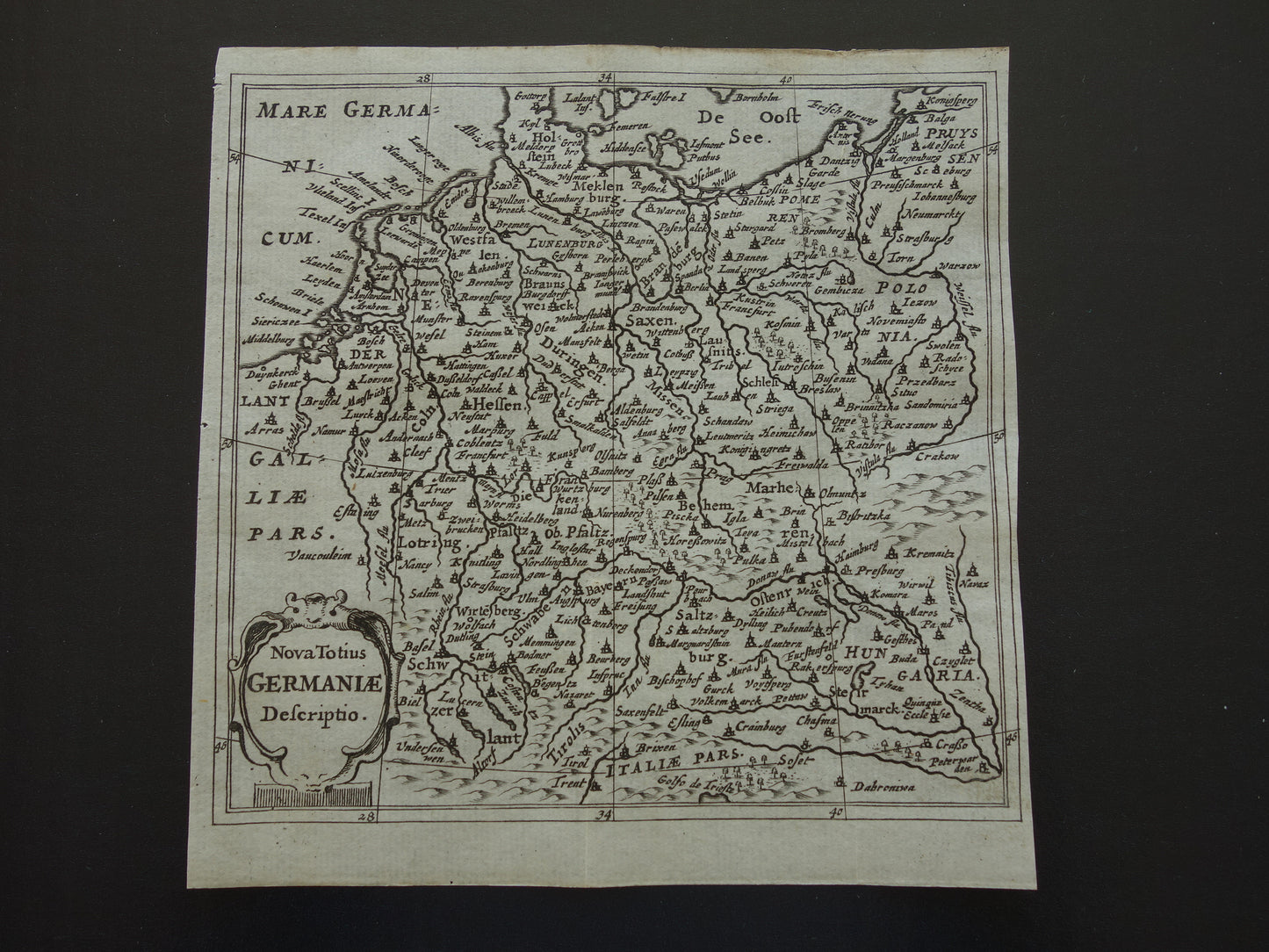 DUITSLAND 360+ jaar oude kaart van Duitsland 1661 originele antieke Nederlandse landkaart zeer klein formaat