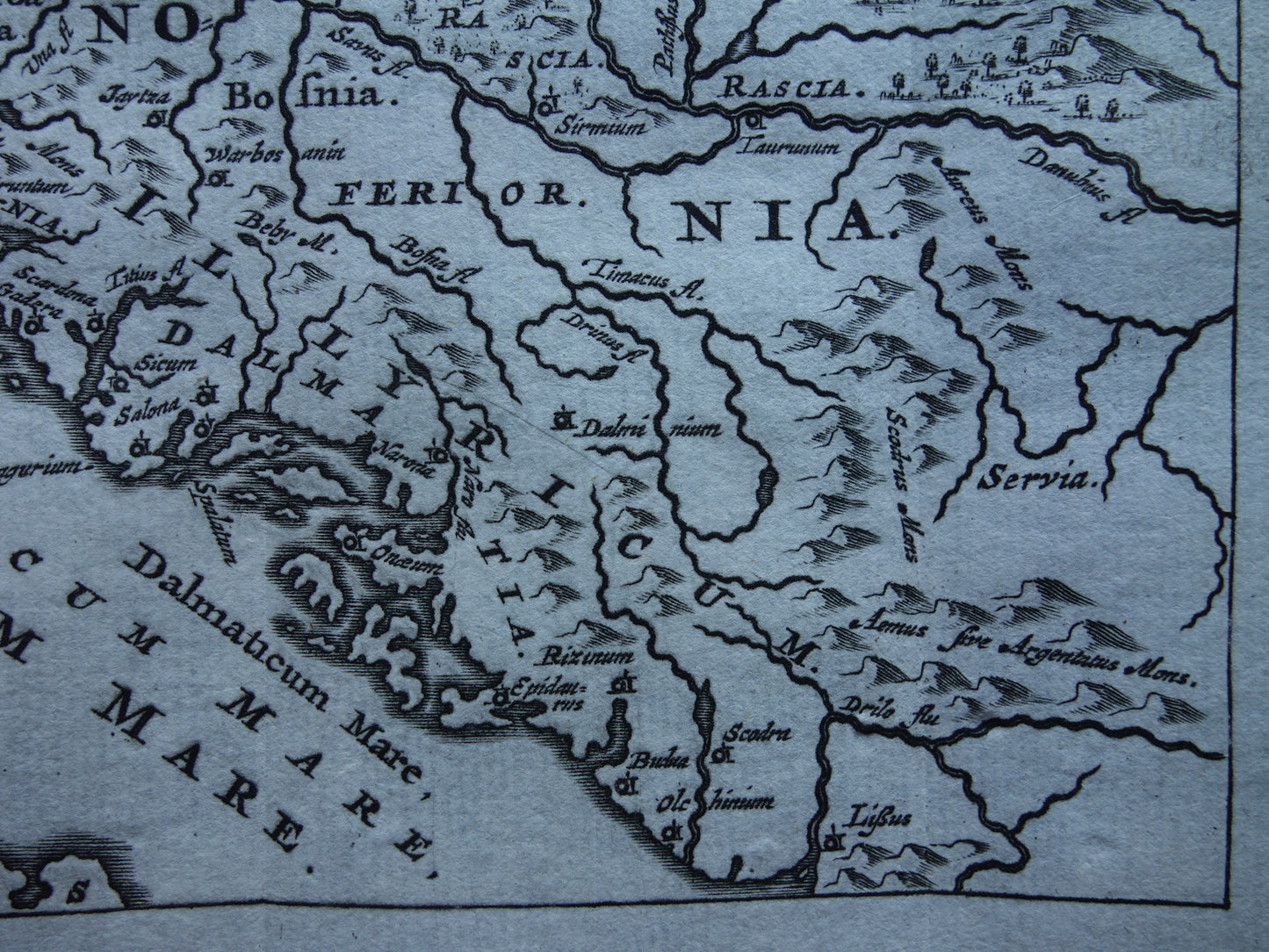 360+ jaar oude kaart van Bosnië Kroatië Slovenië 1661 originele antieke landkaart klein formaat Pannonia et Illyricum Cluver