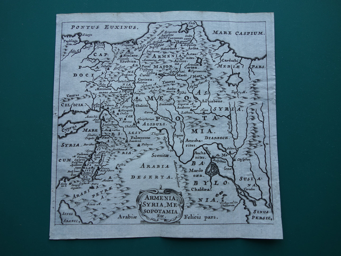 Oude kaart van Palestina Syrië Mesopotamië Armenië in de oudheid 1661 originele antieke landkaart klein formaat Armenia Syria Mesopotami Cluver