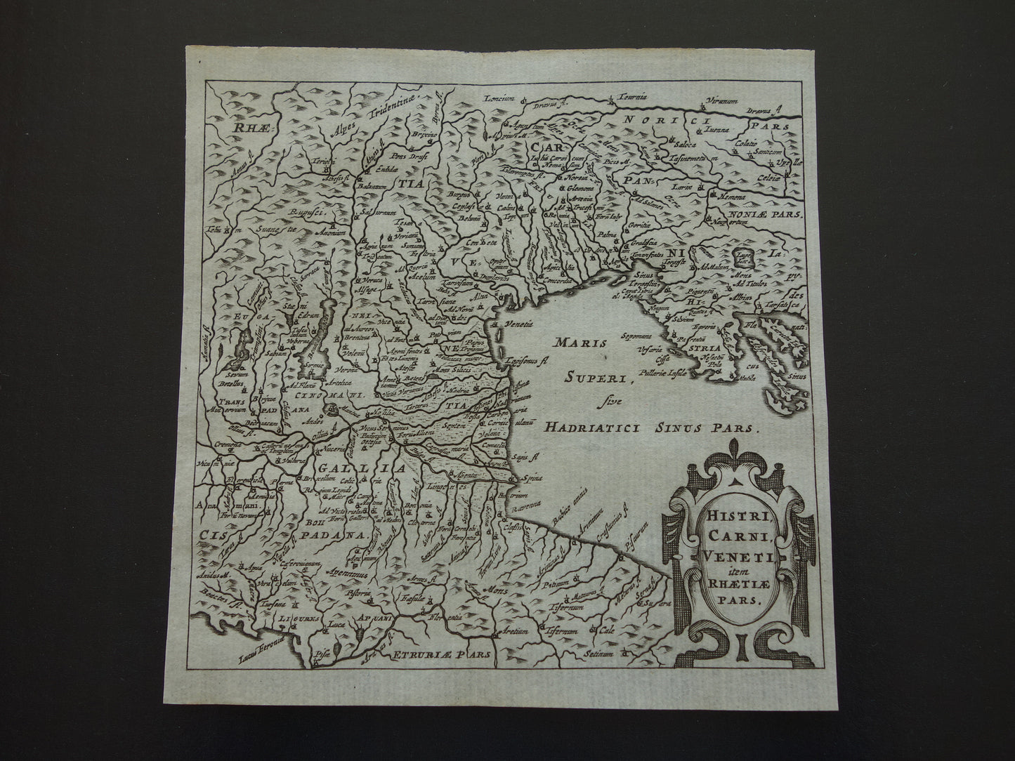 Italië 360+ jaar oude kaart van Venetië en omgeving 1661 originele antieke Nederlandse landkaart klein formaat