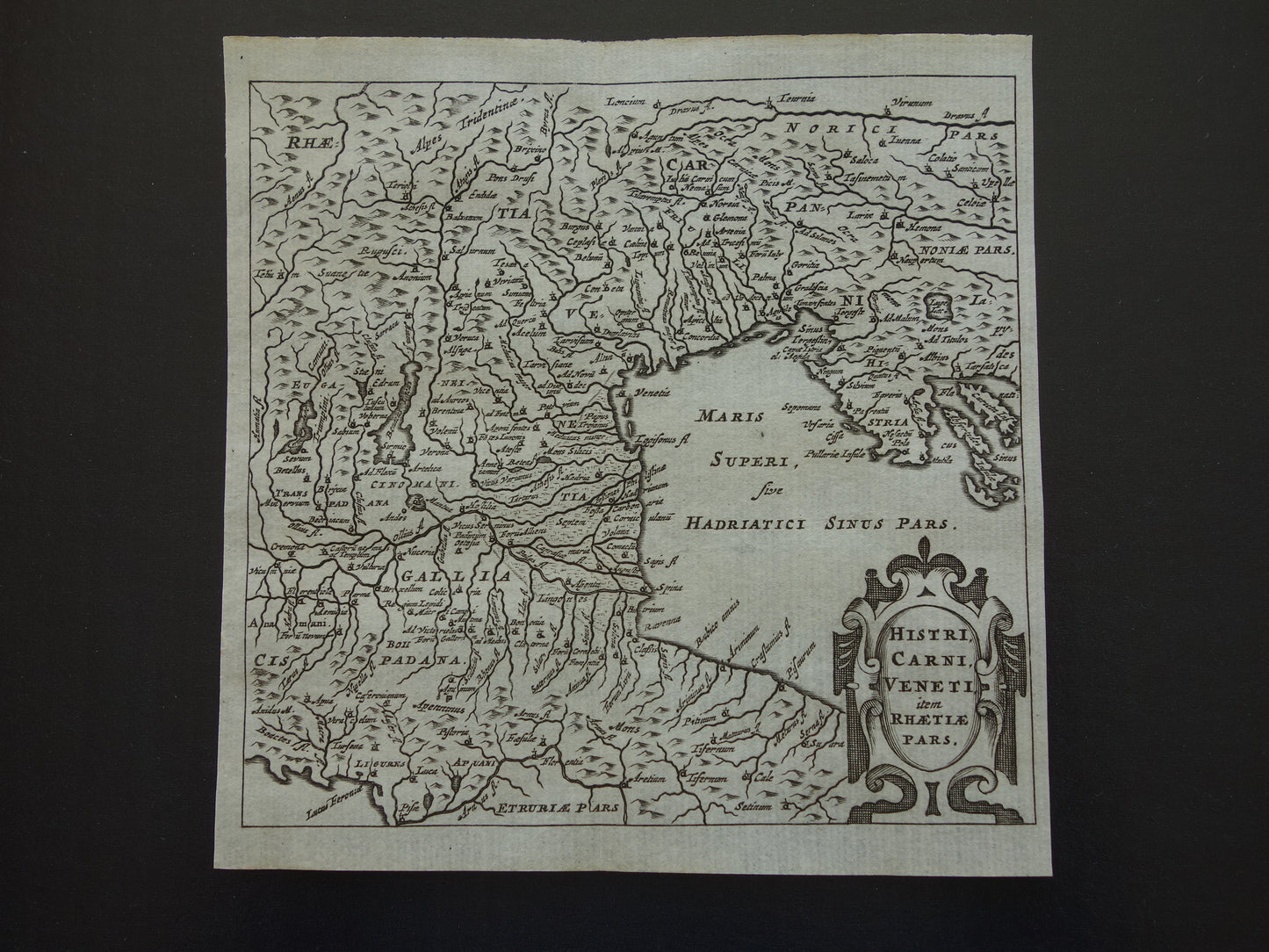 Italië 360+ jaar oude kaart van Venetië en omgeving 1661 originele antieke Nederlandse landkaart klein formaat
