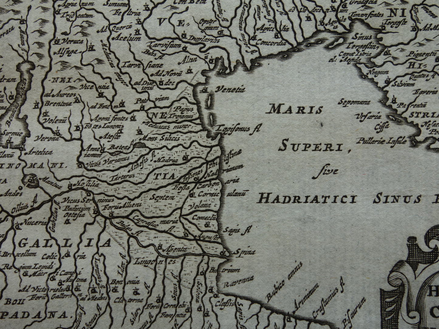 Italië 360+ jaar oude kaart van Venetië en omgeving 1661 originele antieke Nederlandse landkaart klein formaat