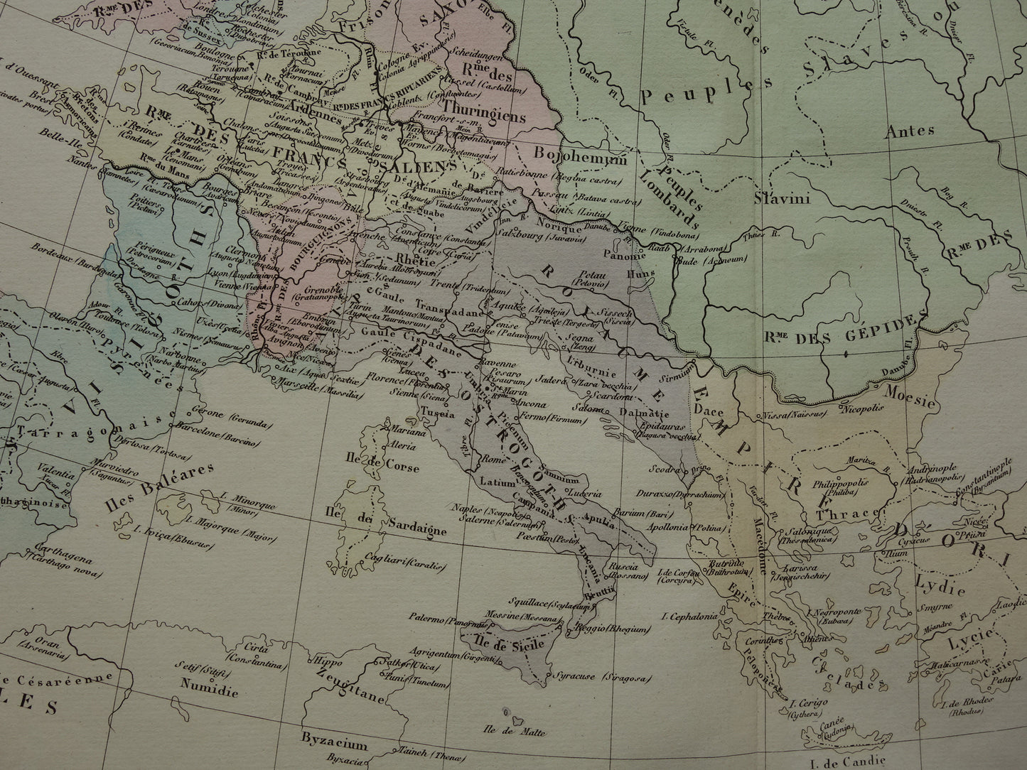 Oude kaart van Europa eind 5e eeuw Val van het Romeinse Rijk originele antieke landkaart uit 1830 geschiedeniskaart
