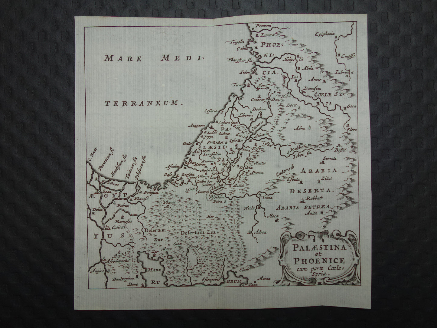 Oude kaart van Palestina Fenicië Phoenicië in de oudheid 1661 originele antieke landkaart klein formaat 1661 Cluver Palaestina et Phoenice cum parte coele Syria