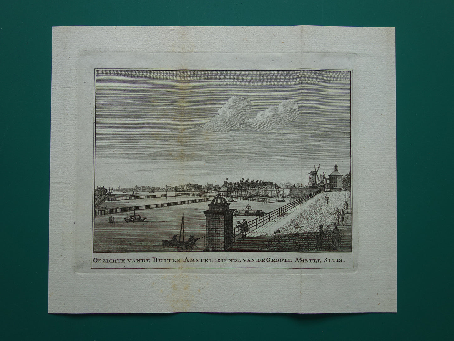 Oude prent van de Buiten Amstel in Amsterdam Originele antieke gravure Amstelsluizen Historisch stadsgezicht Vintage Print