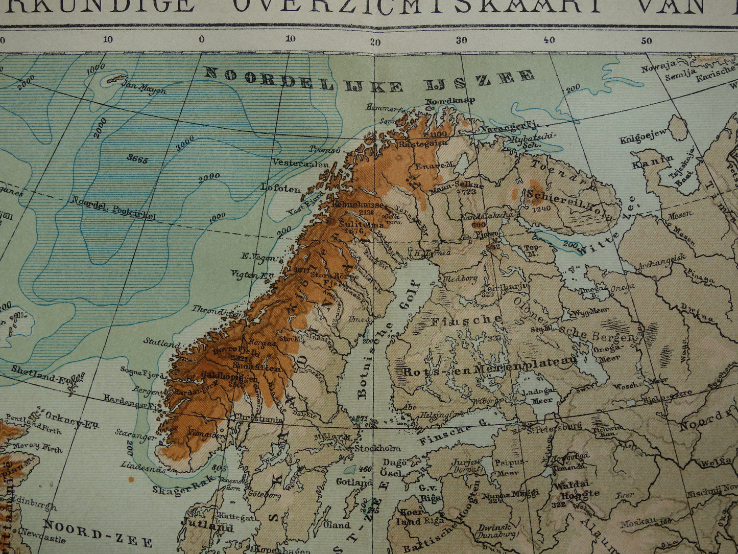 EUROPA Oude hoogtekaart van Europa uit 1907 originele Nederlandse antieke vintage kaart Bergen Rivieren Geologie landkaart