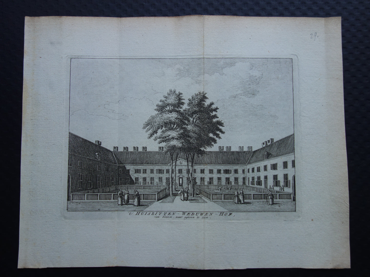 Oude prent van Karthuizerhof in Amsterdam Originele antieke gravure Huiszittenweduwenhof Karthuizerhofje Historisch stadsgezicht Vintage Print Karthuizerstraat 87-171