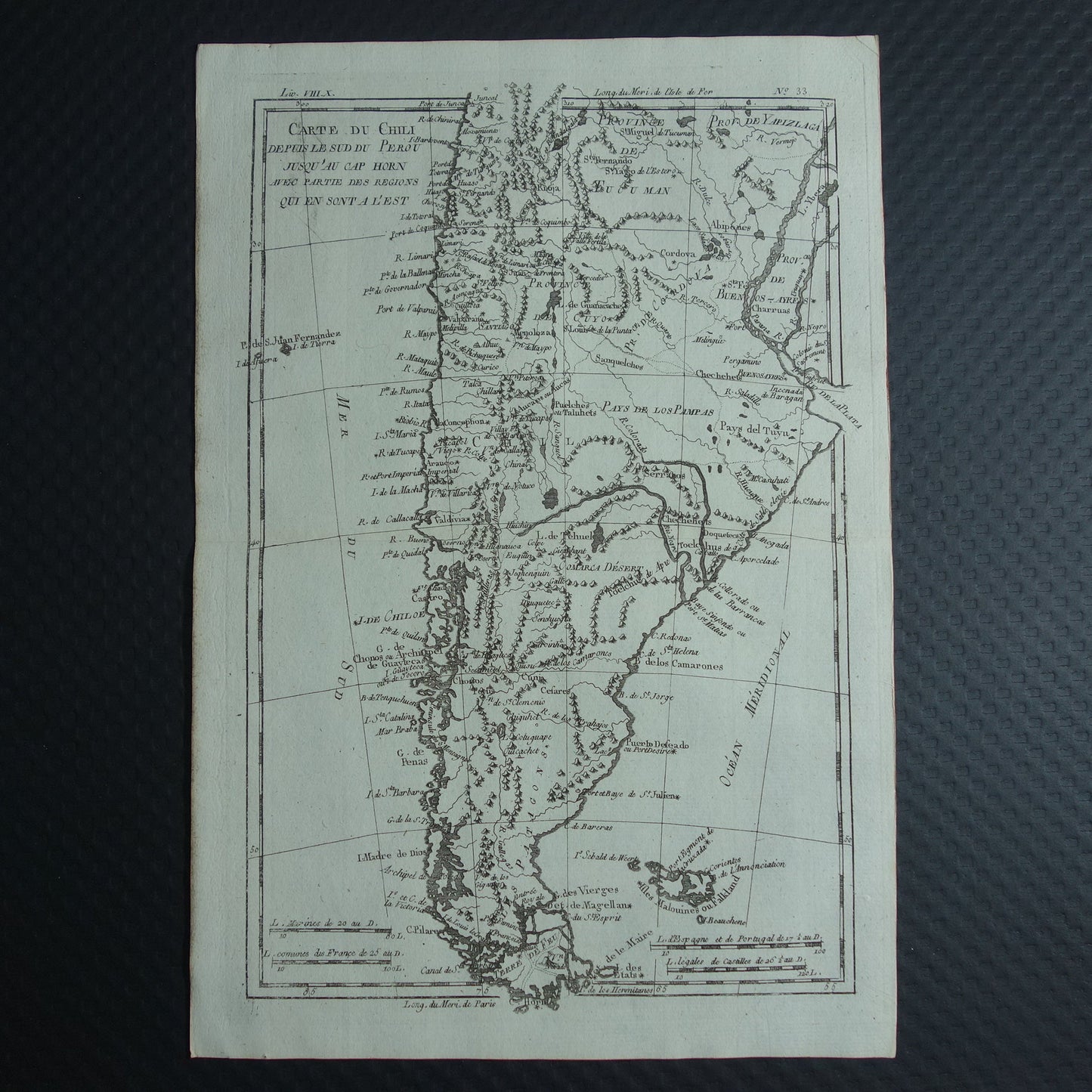 33 Carte du Chili depuis le sud du Perou jusqu'au cap horn avec partie des regiobs qui en sont a l'est