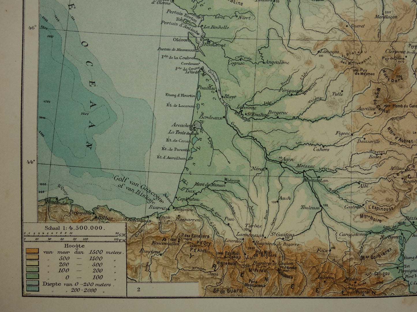 FRANKRIJK oude Nederlandse kaart van Frankrijk uit 1907 originele antieke landkaart hoogtekaart