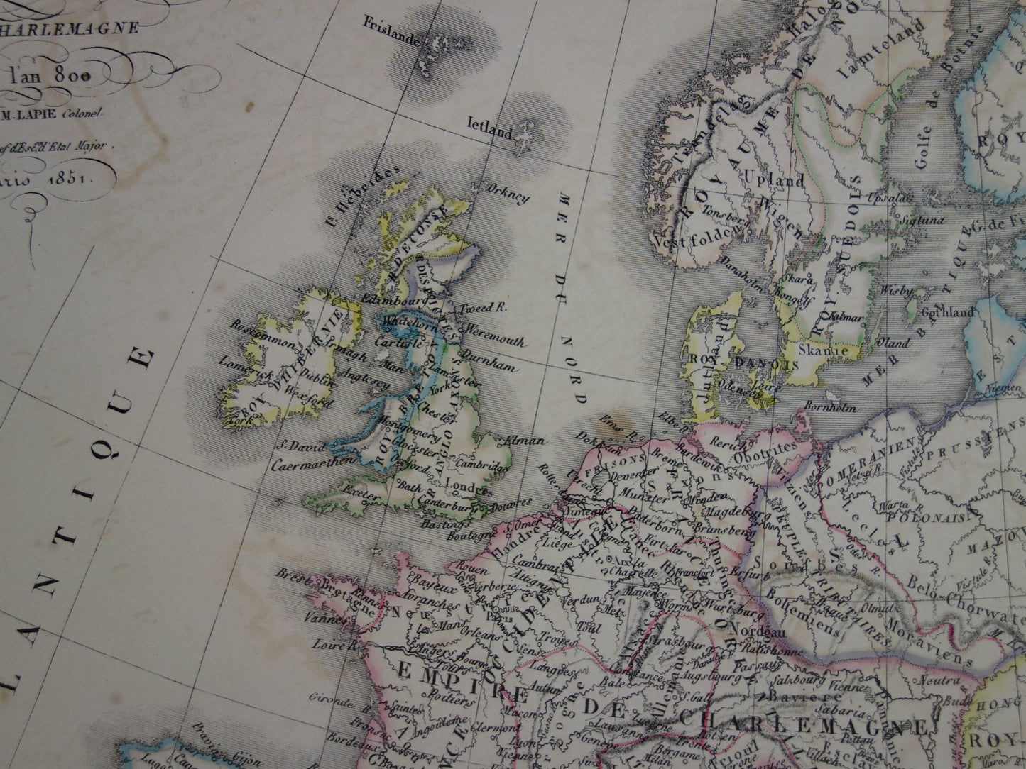 Antieke kaart van Europa ten tijde Karel de Grote in het jaar 800 en Keizer Karel V in jaar 1500 - originele oude landkaart uit 1851