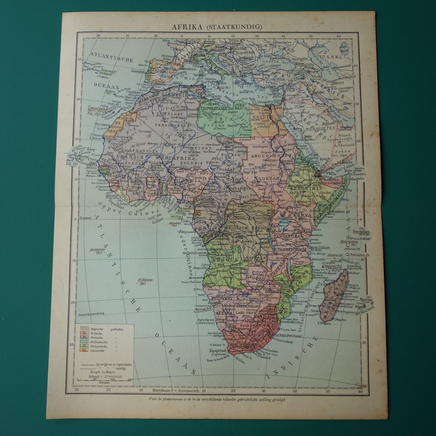 Vintage kaart van Afrika uit 1932 originele oude landkaart van Afrika continent - oude Nederlandse kaarten