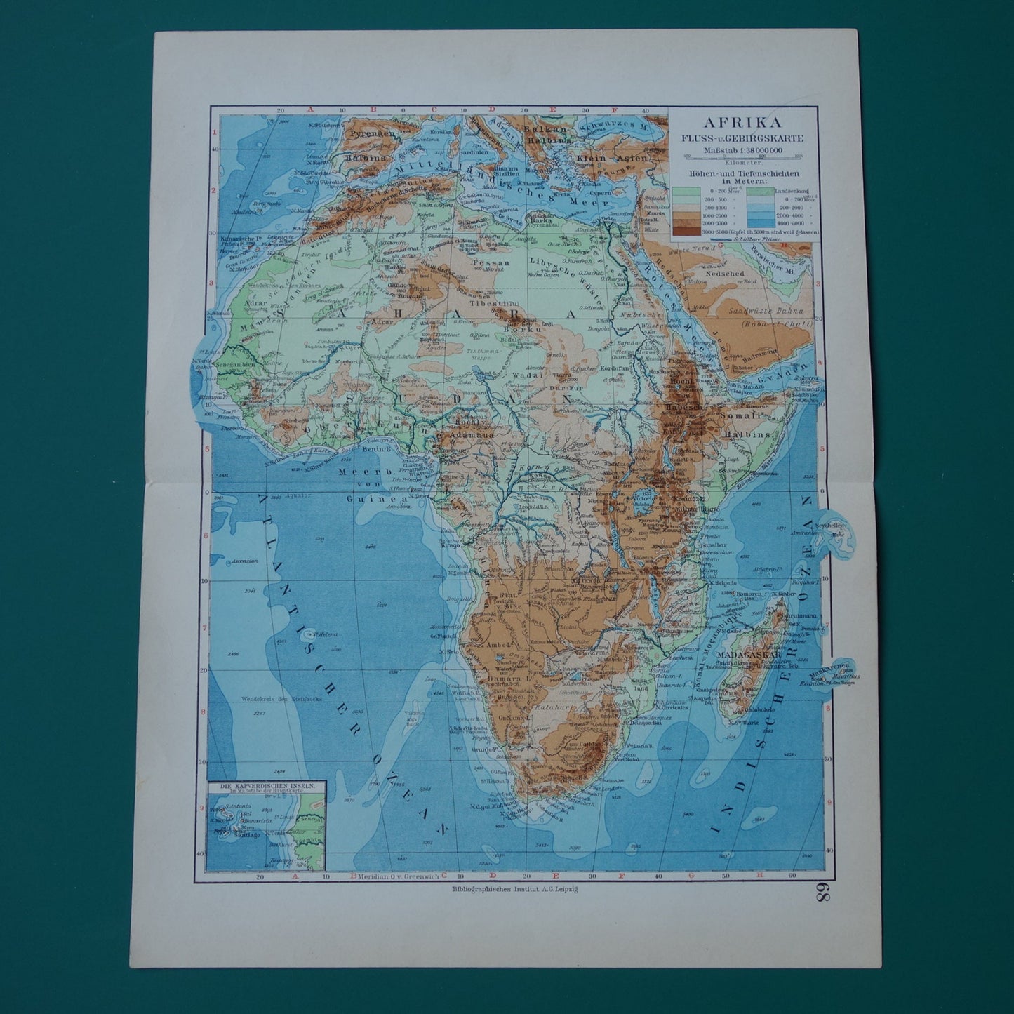 Oude hoogtekaart van Afrika uit 1931 originele vintage landkaart fysieke kaart van Afrika continent - oude Duitse kaarten