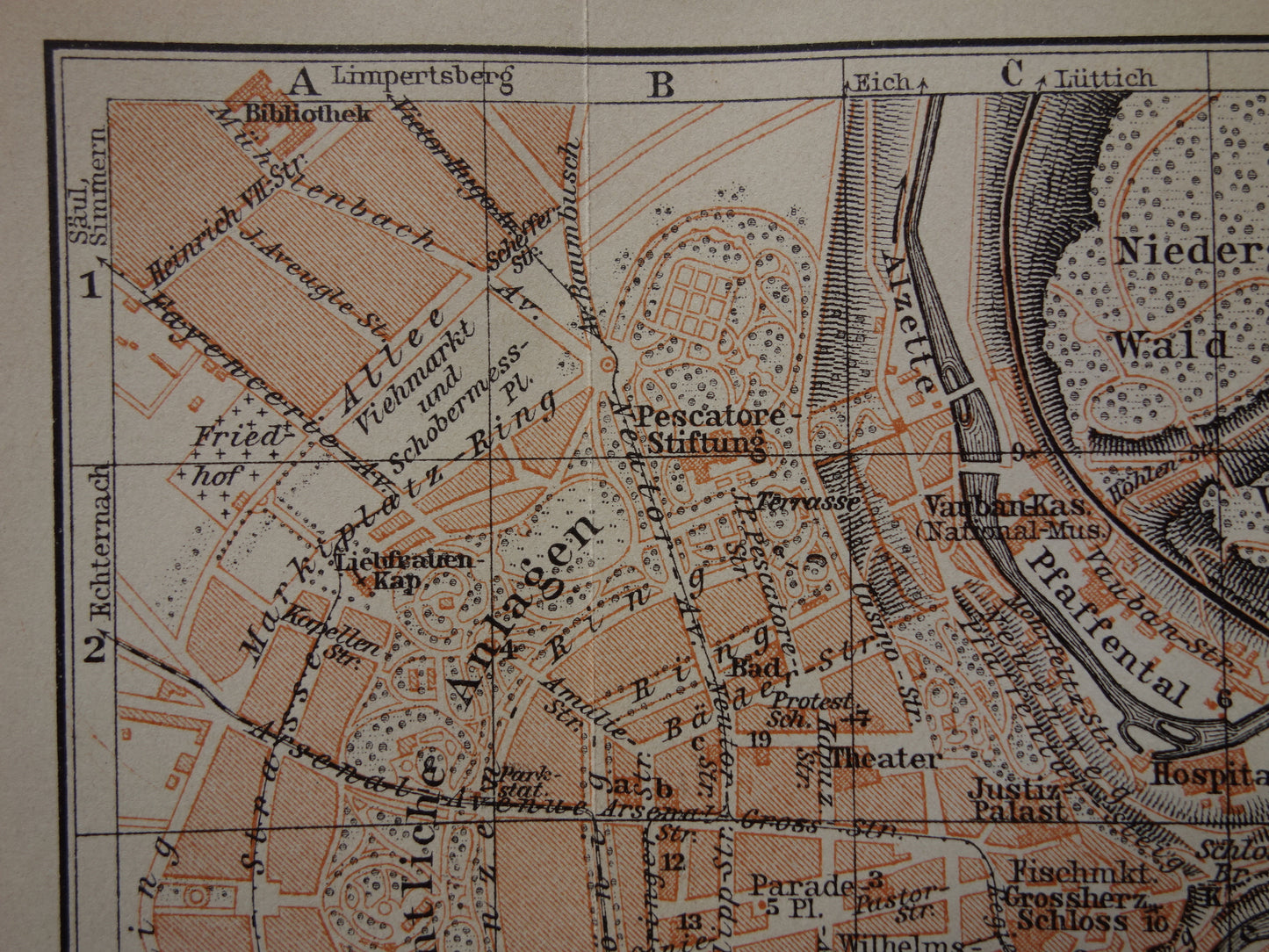 LUXEMBURG oude kaart van Luxembourg Stad uit 1910 kleine originele antieke plattegrond landkaart