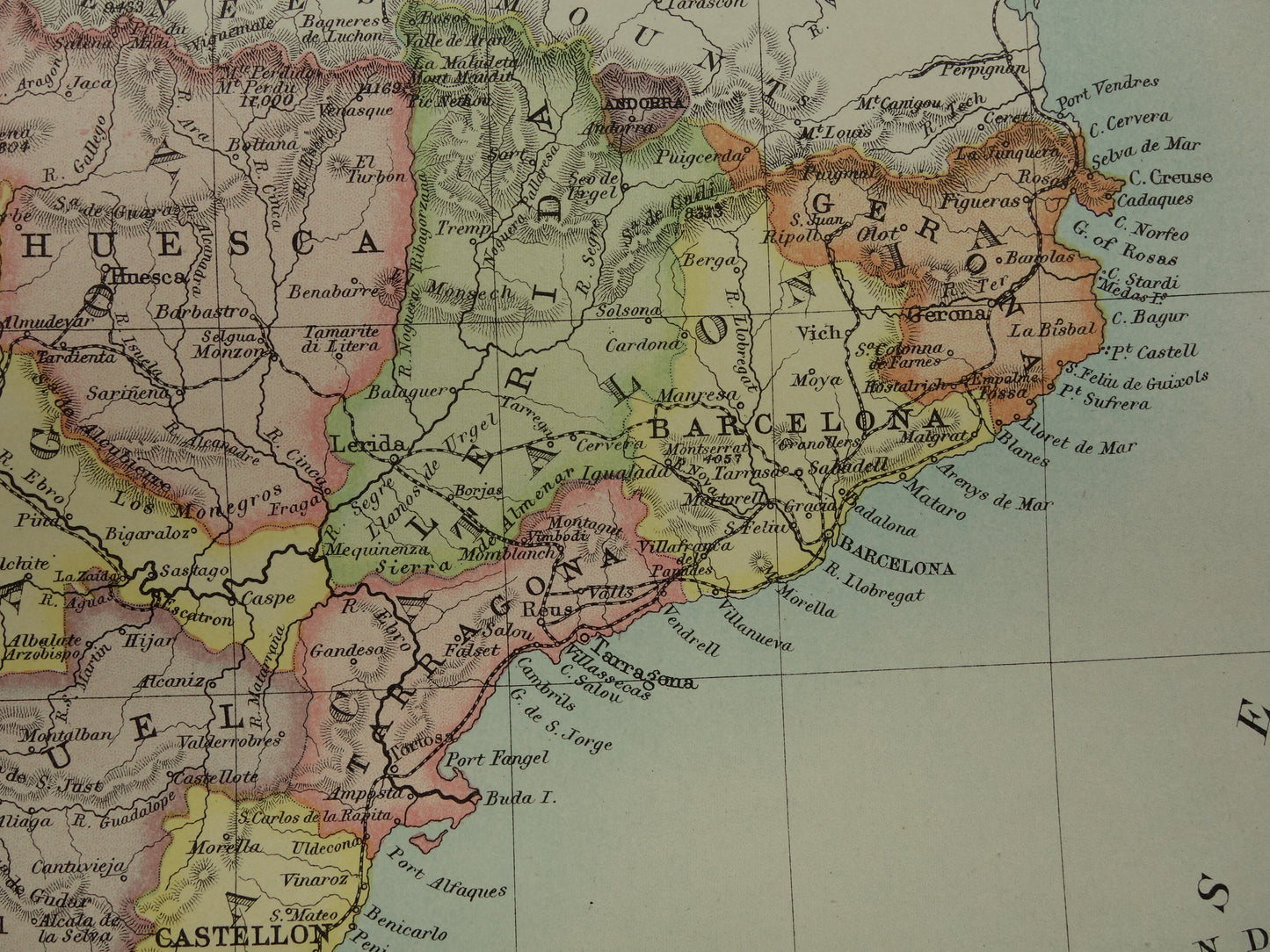 Oude landkaart van Spanje en Portugal uit 1890 originele antieke kaart 35 x 47 cm te koop vintage poster