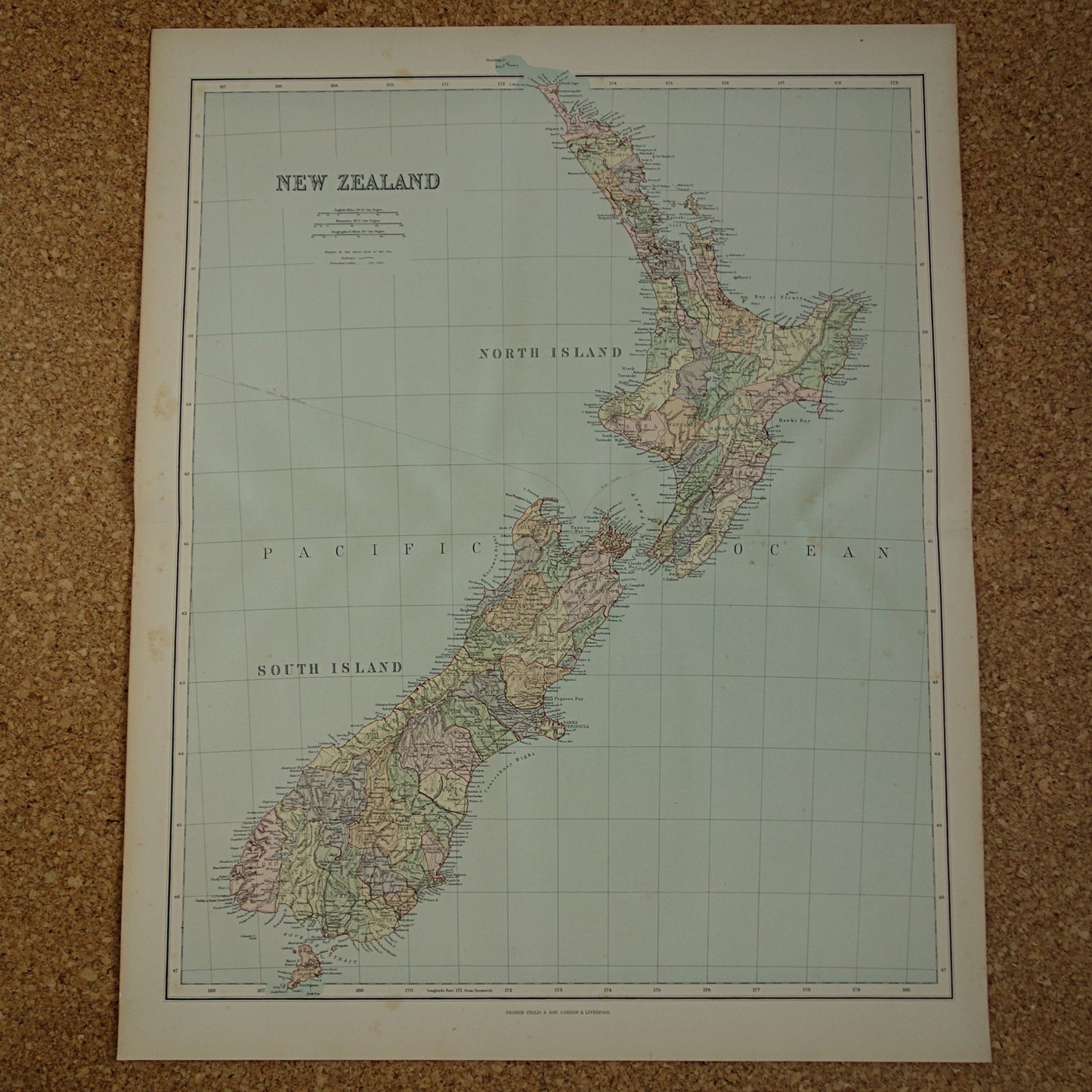 Oude landkaart van Nieuw-Zeeland uit 1890 Mooie origineel antieke kaart New Zealand Vintage landkaarten