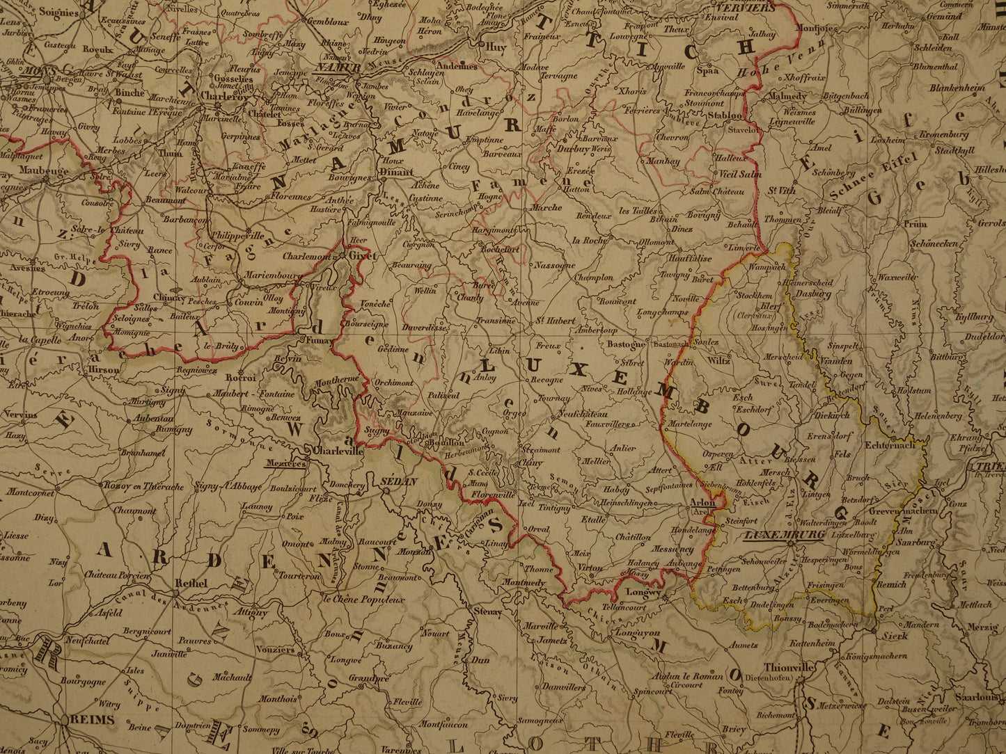 Alte Karte der Niederlande und Belgiens aus dem Jahr 1860, originale antike große handkolorierte Karte