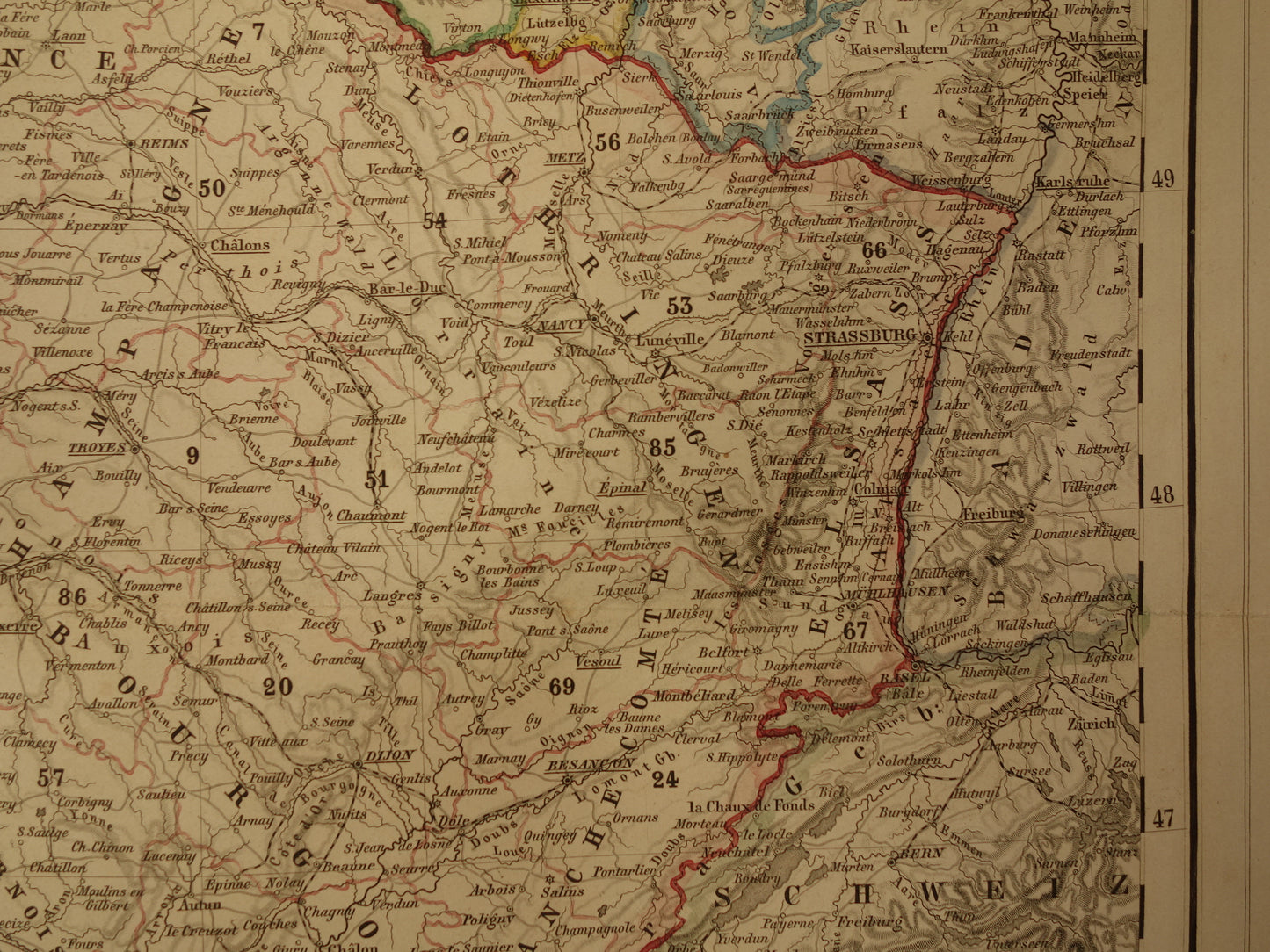 Antieke kaart van Frankrijk in 1856 originele oude landkaart poster met jaartal/datum Parijs groot formaat