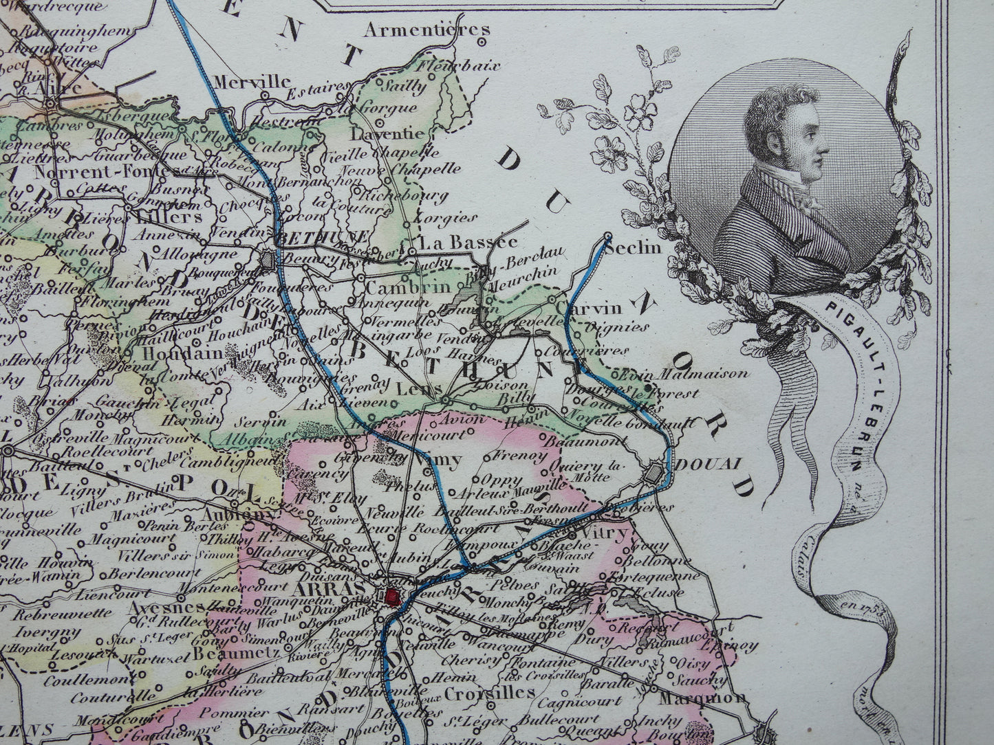 Oude kaart van Pas-de-Calais departement in Frankrijk uit 1856 originele antieke handgekleurde landkaart