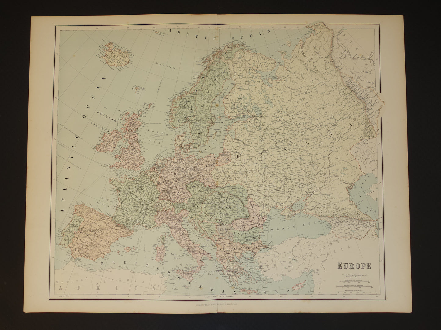 EUROPA Grote oude landkaart van Europa uit 1890 originele antieke Engelse kaart continent