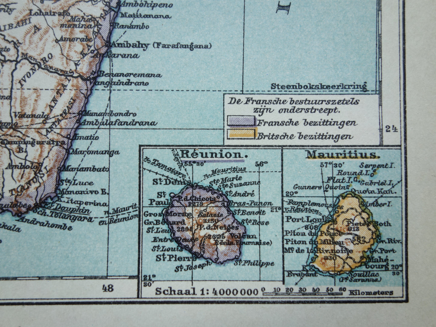 Old map of Madagascar from 1909 original antique Dutch map - small vintage maps
