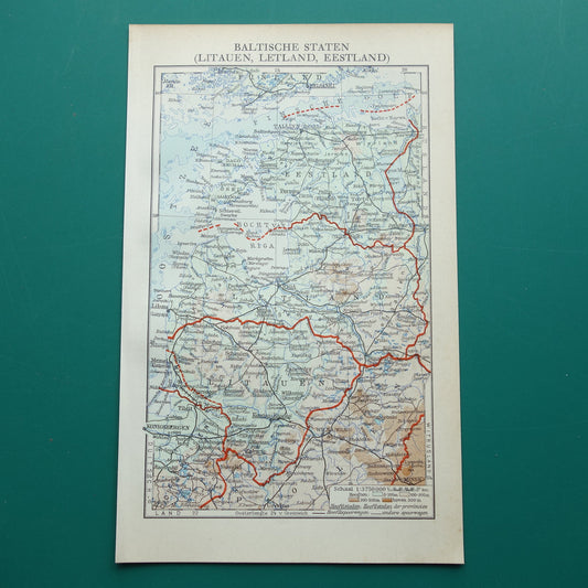 Baltische Staten oude kaart uit 1936 kleine originele Nederlandse vintage landkaart Letland Estland en Litouwen