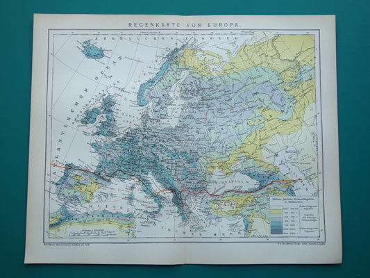 Oude kaart van gemiddelde neerslag Europa 1902 originele antieke landkaart van regen regenkaart klimaat vintage print