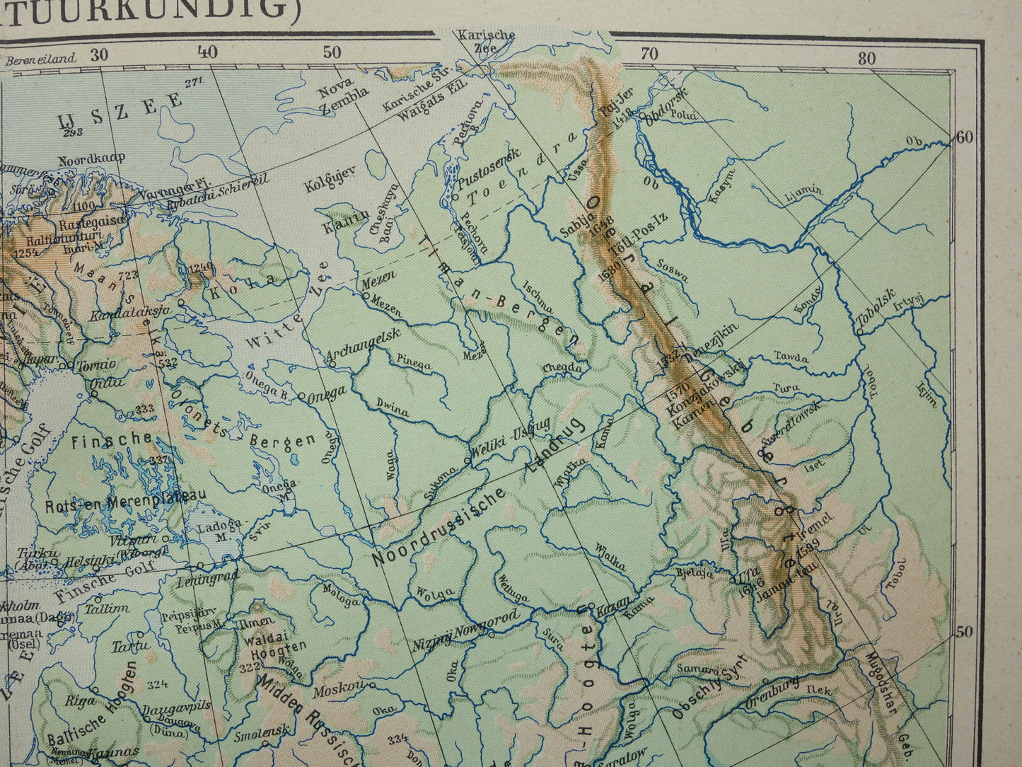 EUROPA Alte physische Landkarte Europas aus dem Jahr 1935 Original niederländische Vintage-Karte Berge Flüsse Geologie Höhenkarte