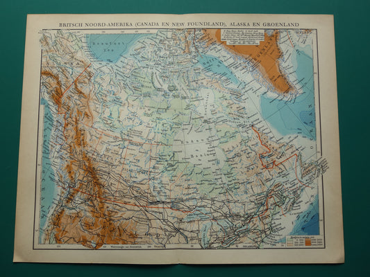 Oude kaart van Canada Groenland en Alaska originele vintage Nederlandse landkaart jaren '30