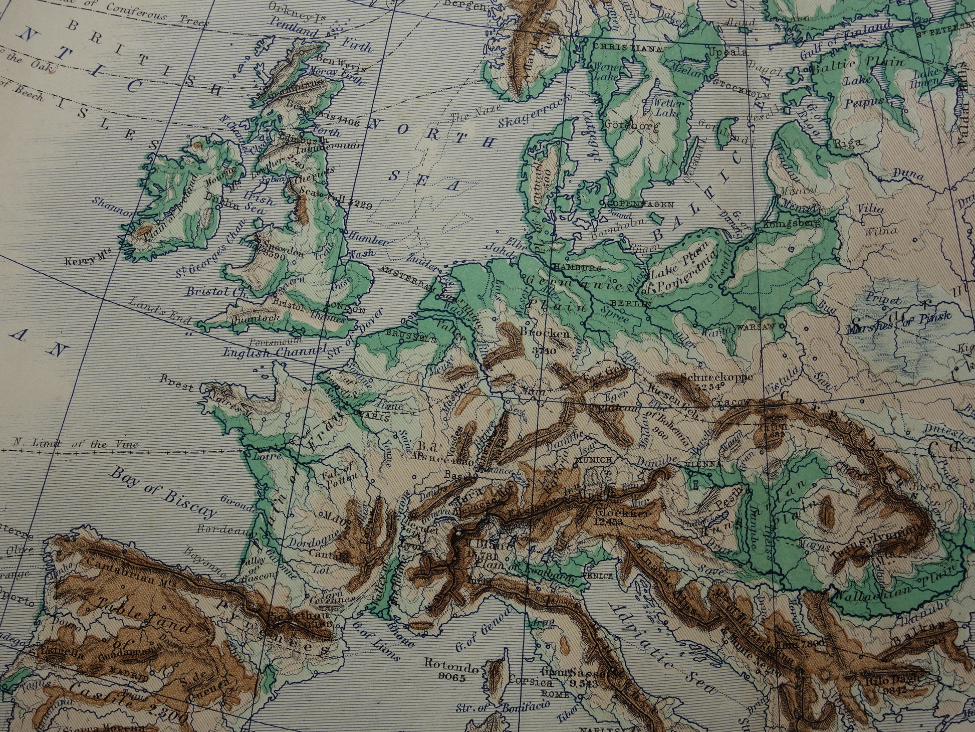 Europa antieke kaart van Europa 140+ jaar oude landkaart van continent uit 1879 - originele vintage hoogtekaart