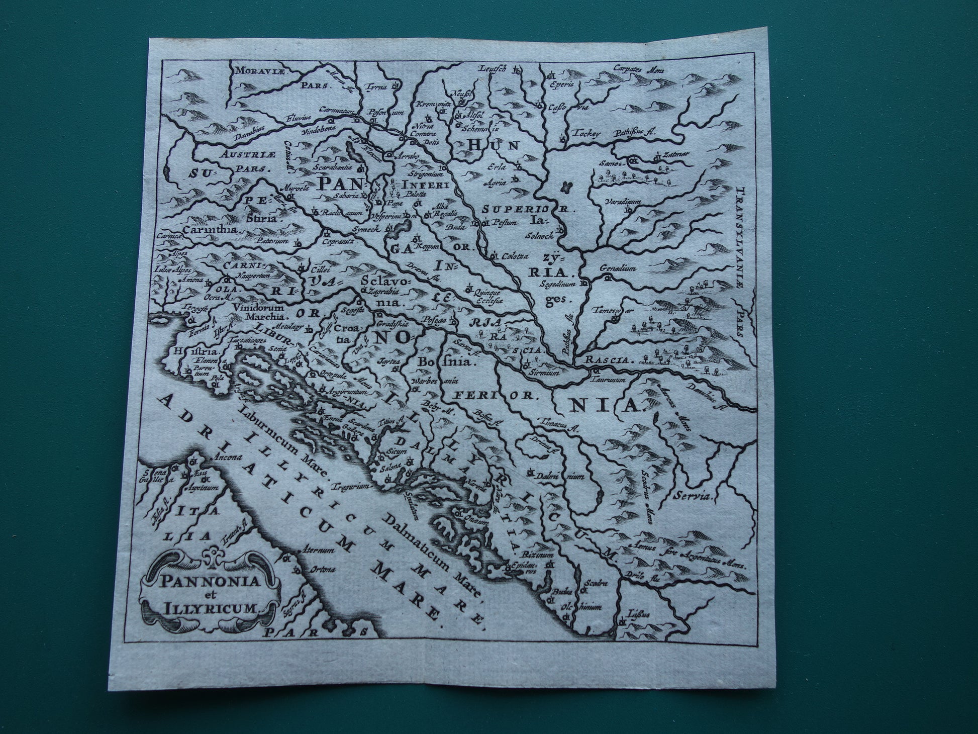 360+ jaar oude kaart van Bosnië Kroatië Slovenië 1661 originele antieke landkaart klein formaat Pannonia et Illyricum Cluver