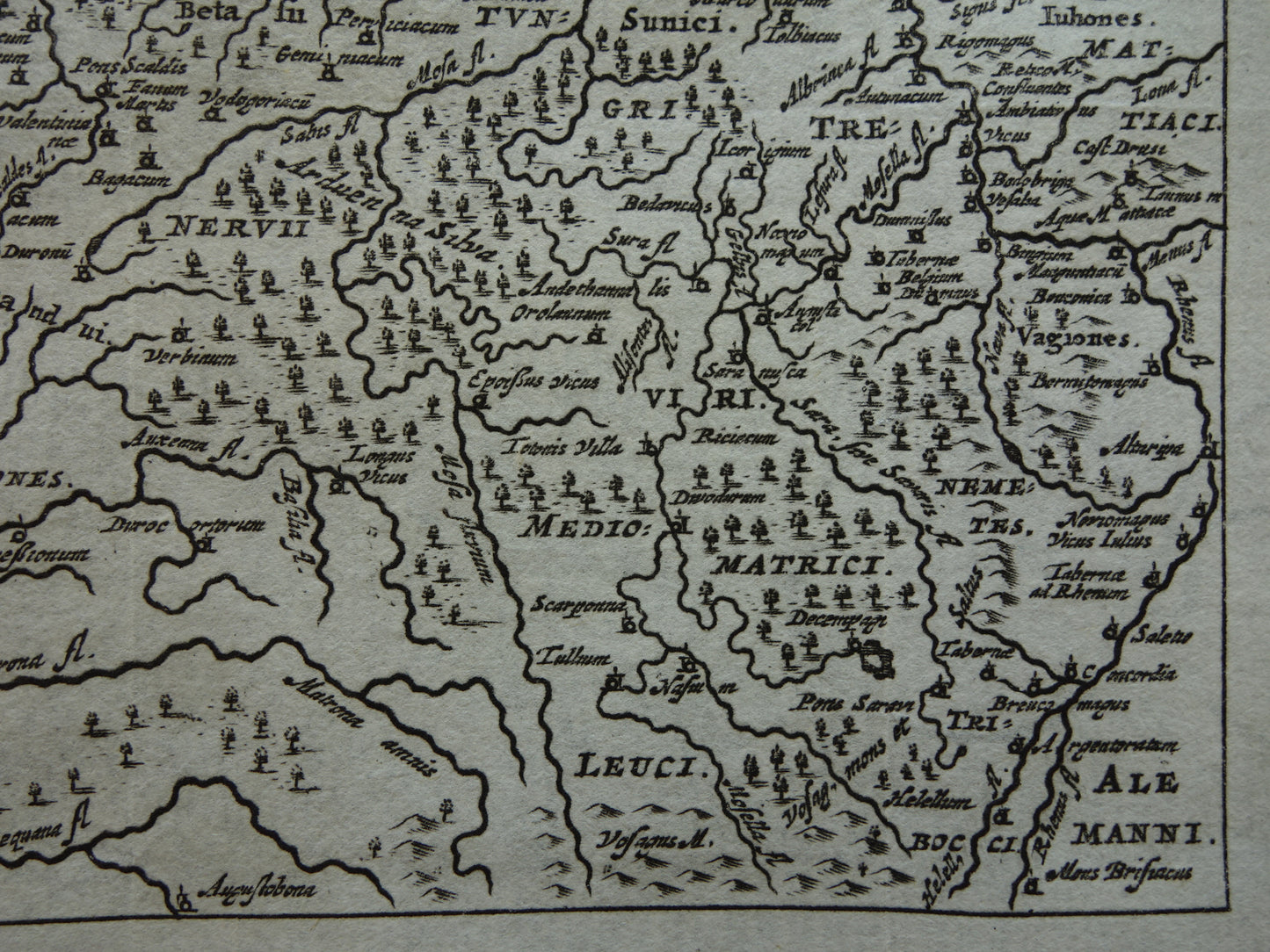 360+ jaar oude kaart van Nederland en België in Romeinse tijd 1661 originele antieke landkaart Holland klein formaat - Germaniae Cisrhenane Cluver