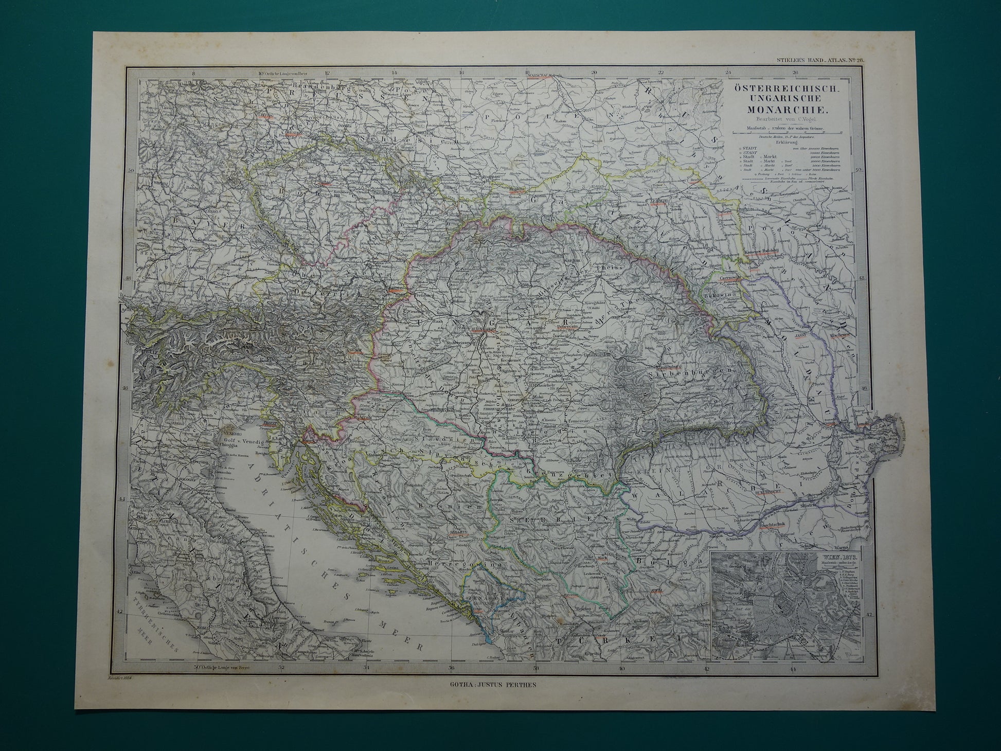 OOSTENRIJK-HONGARIJE oude landkaart uit 1884 originele antieke Duitse kaart van  37x46 cm groot