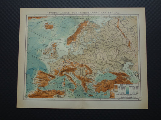 EUROPA Oude hoogtekaart van Europa uit 1907 originele Nederlandse antieke vintage kaart Bergen Rivieren Geologie landkaart