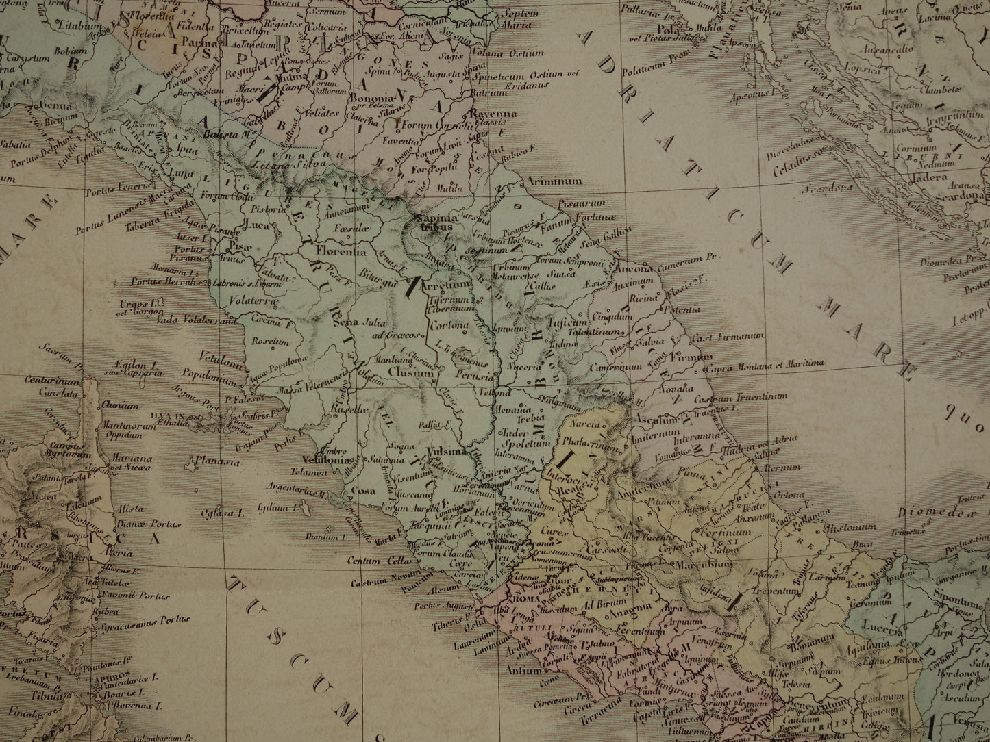 ITALIE grote oude Franse kaart van Italië in de klassieke oudheid uit 1875 originele antieke handgekleurde landkaart