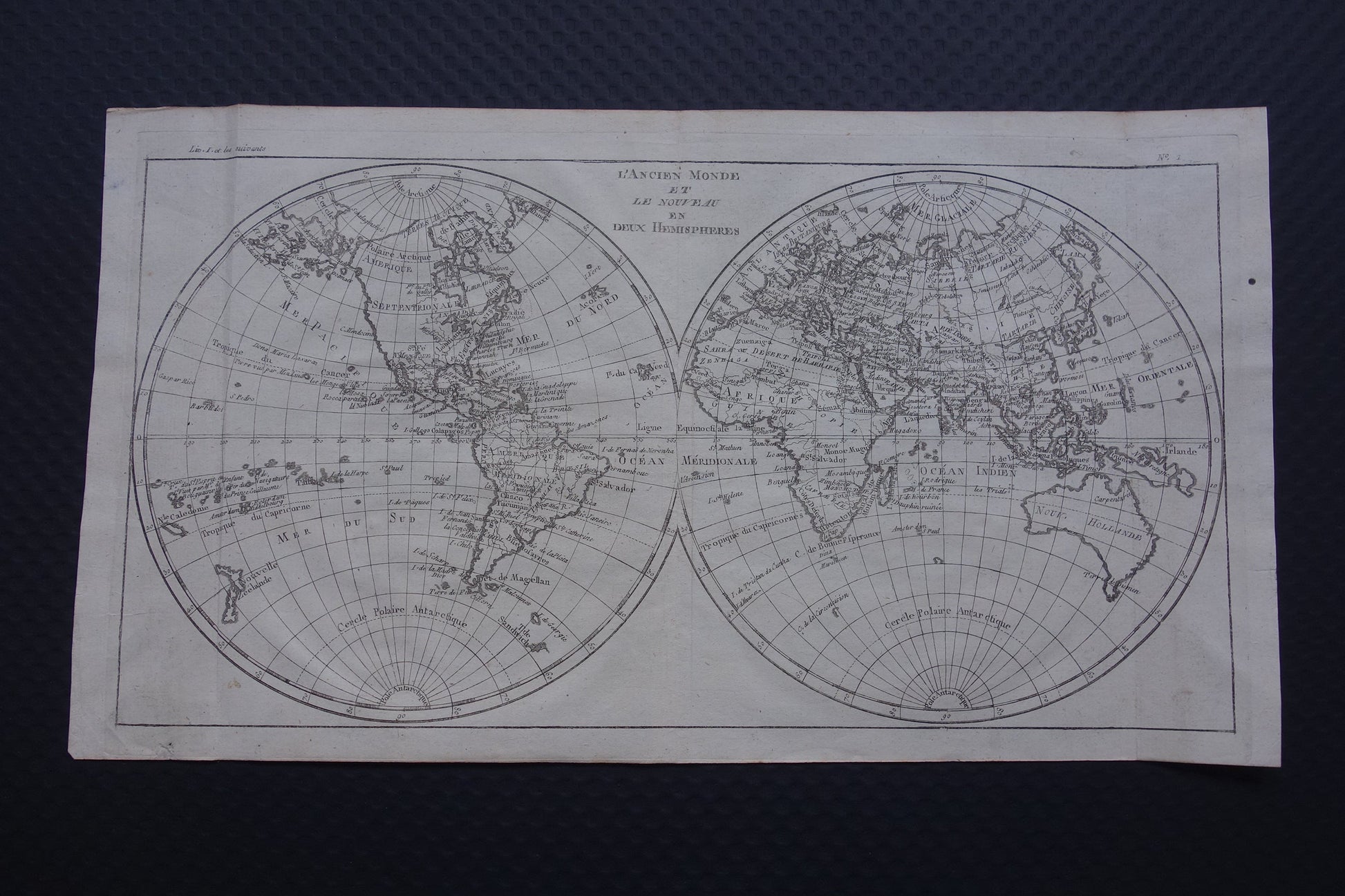 L'ancien monde et le nouveau en deux hemispheres Bonne Raynal 1780 carte map
