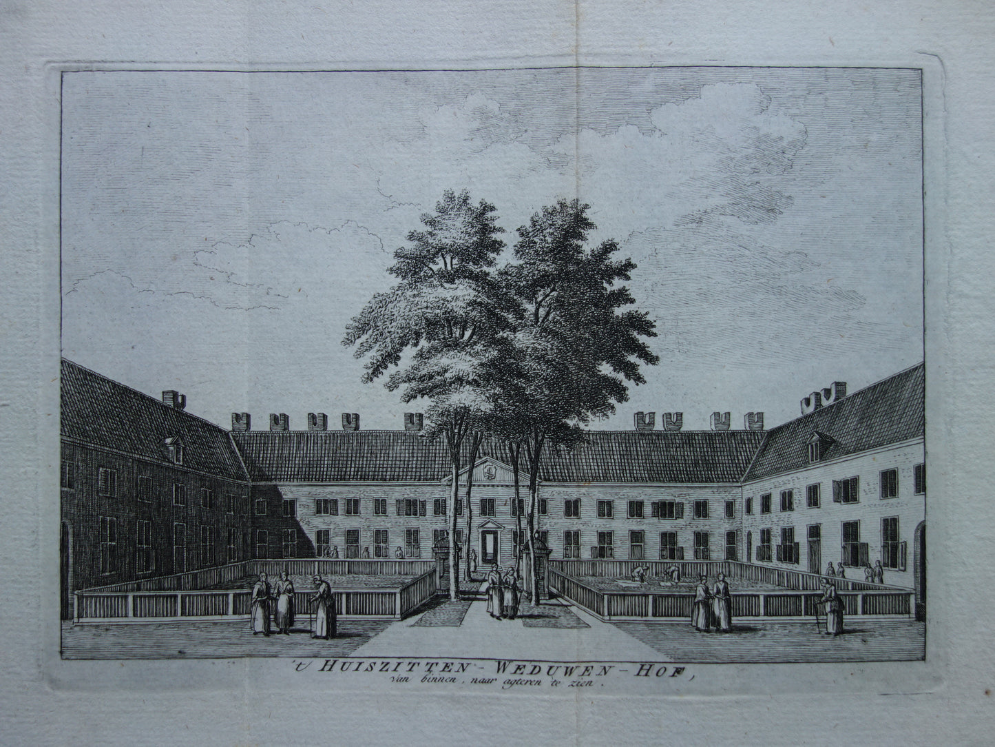 Oude prent van Karthuizerhof in Amsterdam Originele antieke gravure Huiszittenweduwenhof Karthuizerhofje Historisch stadsgezicht Vintage Print Karthuizerstraat 87-171