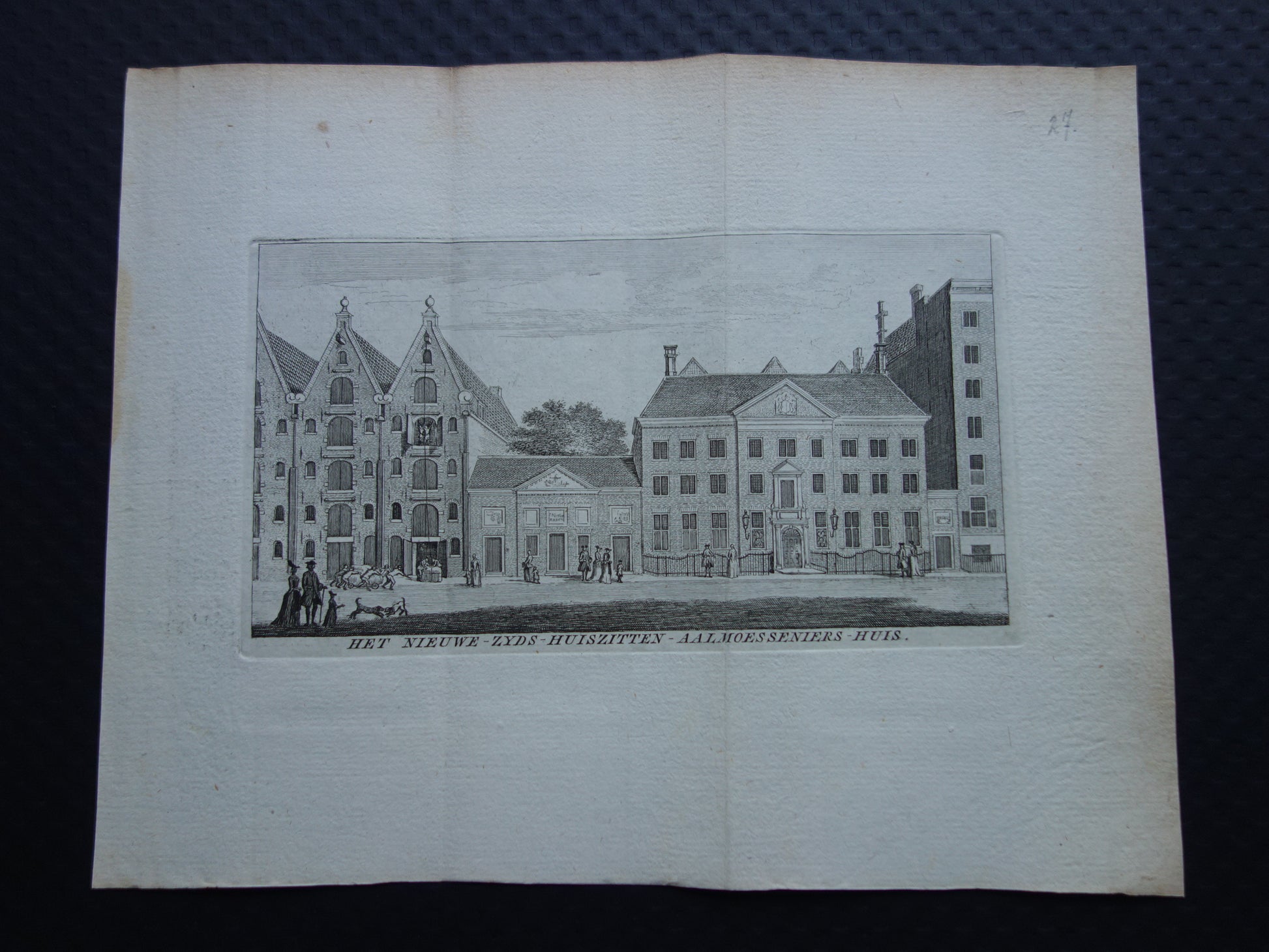 Oude prent van Nieuwezijds Huiszittenhuis in Amsterdam Originele antieke gravure Prinsengracht 235-237 Historisch stadsgezicht Vintage Print
