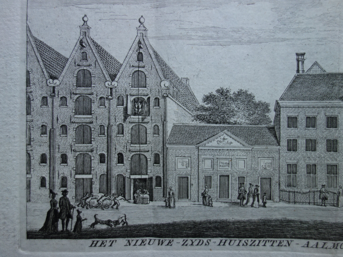 Oude prent van Nieuwezijds Huiszittenhuis in Amsterdam Originele antieke gravure Prinsengracht 235-237 Historisch stadsgezicht Vintage Print