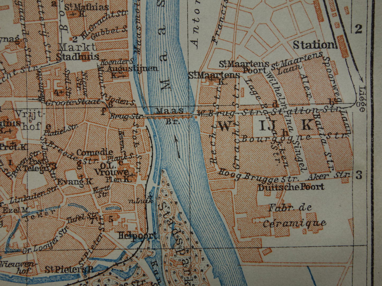 MAASTRICHT oude kaart van Maastricht en Sint-Pietersberg uit 1910 kleine originele antieke plattegrond landkaart
