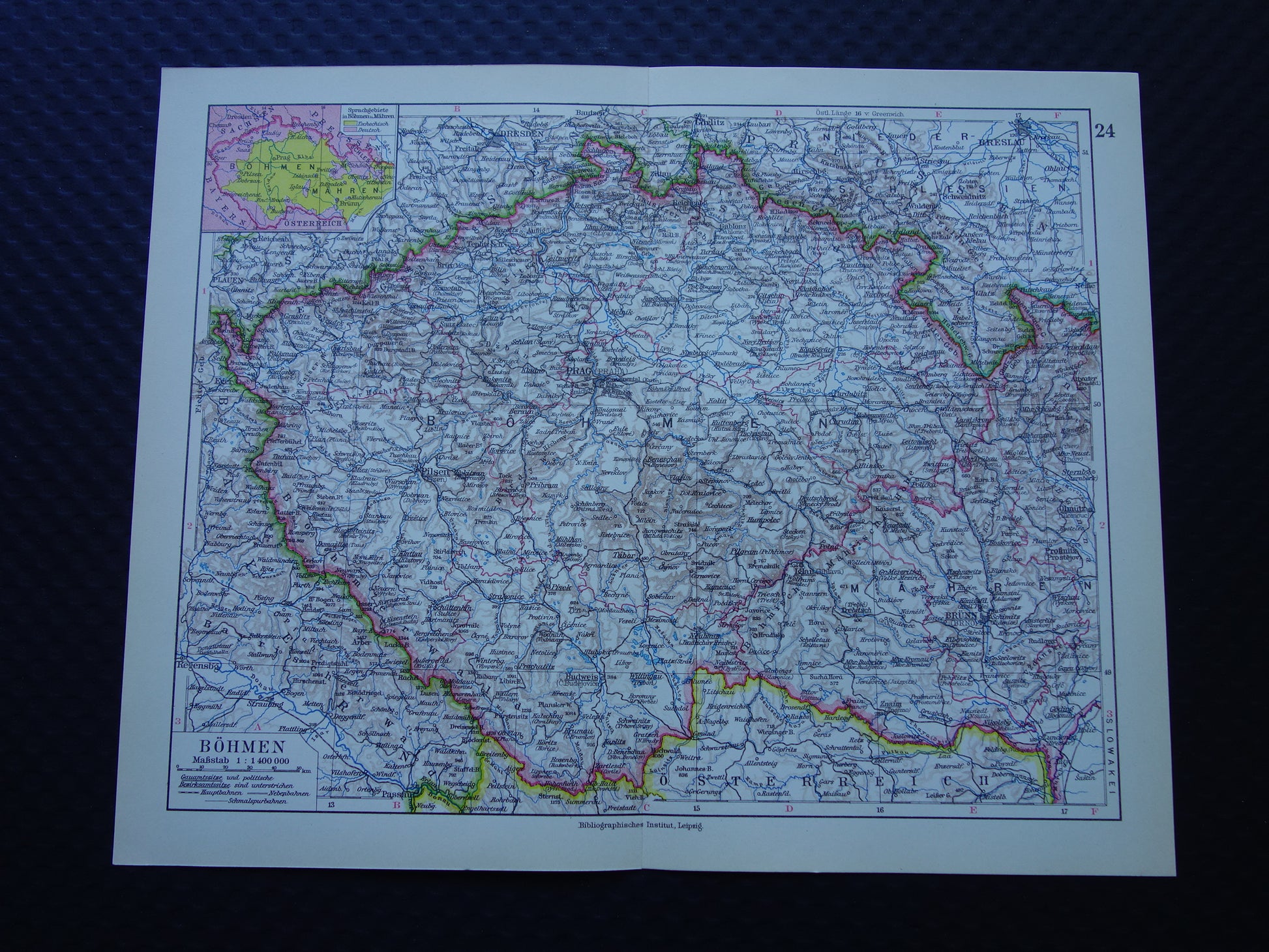 TSJECHIË oude landkaart van Tsjechië originele vintage van Bohemen en Moravië  in 1928