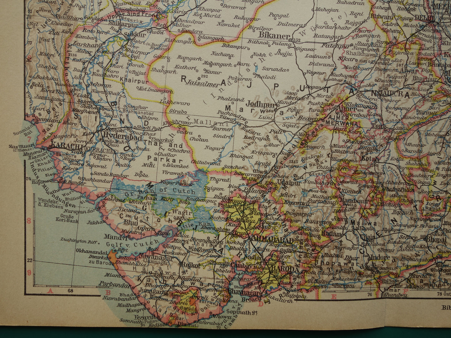 INDIA oude landkaart van noord-India Delhi Calcutta Kolkata Nepal Kashmir 1928 originele vintage kaart