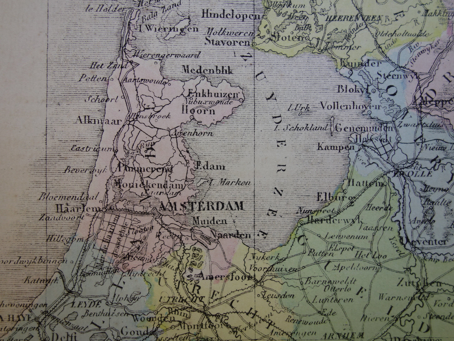 Oude kaart van Nederland uit 1877 originele antieke Franse handgekleurde landkaart van Holland